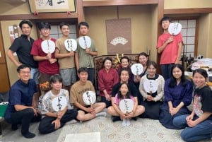 6-часовая частная экскурсия по Токио с гидом, каллиграфия и оригами