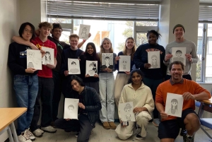 東京：秋葉原文化散策＆マンガ描画教室（3.5時間）