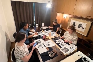 Tokyo: Ancient Japanese Calligraphy with a Calligraphy PhD