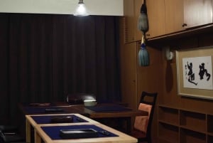 Tokyo: Ancient Japanese Calligraphy with a Calligraphy PhD