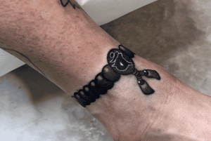 Tokyo: Anime, Manga or Kanji Tattoo in a Modern Salon