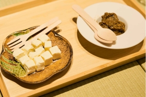 Tokio: Geführte Foodtour in Asakusa mit 12 Gerichten & 3 Getränken