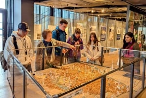 Tokyo: Asakusa Guided Tour with Tokyo Skytree Entry Tickets