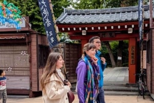 Tokyo: Asakusa Guided Tour with Tokyo Skytree Entry Tickets