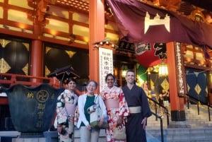 Tokyo: Asakusa Guided Tour with Tokyo Skytree Entry Tickets