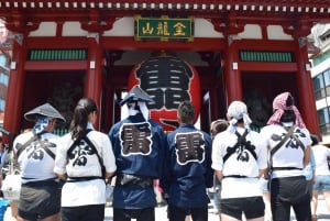 Tokyo: Asakusa Sightseeing Tour by Rickshaw