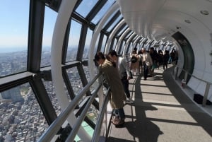 Tokio: zwiedzamy Asakusę, świątynię Sensoji, Skytree i przekąski