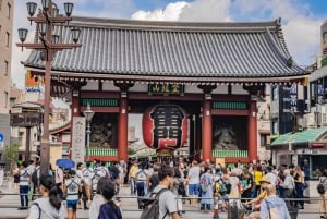 Tokyo: Asakusa Walking Tour with Sensoji Temple Visit