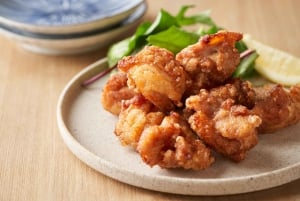 Tokyo Bar Hopping in Shinjuku (All-You-Can-Drink & Dinner)