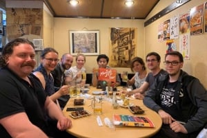 Tokyo Bar Hopping in Shinjuku (All-You-Can-Drink & Dinner)