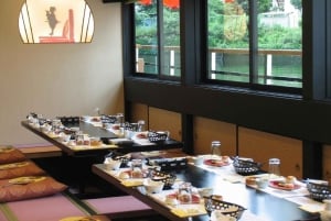 Baía de Tóquio: Cruzeiro tradicional japonês com jantar em Yakatabune