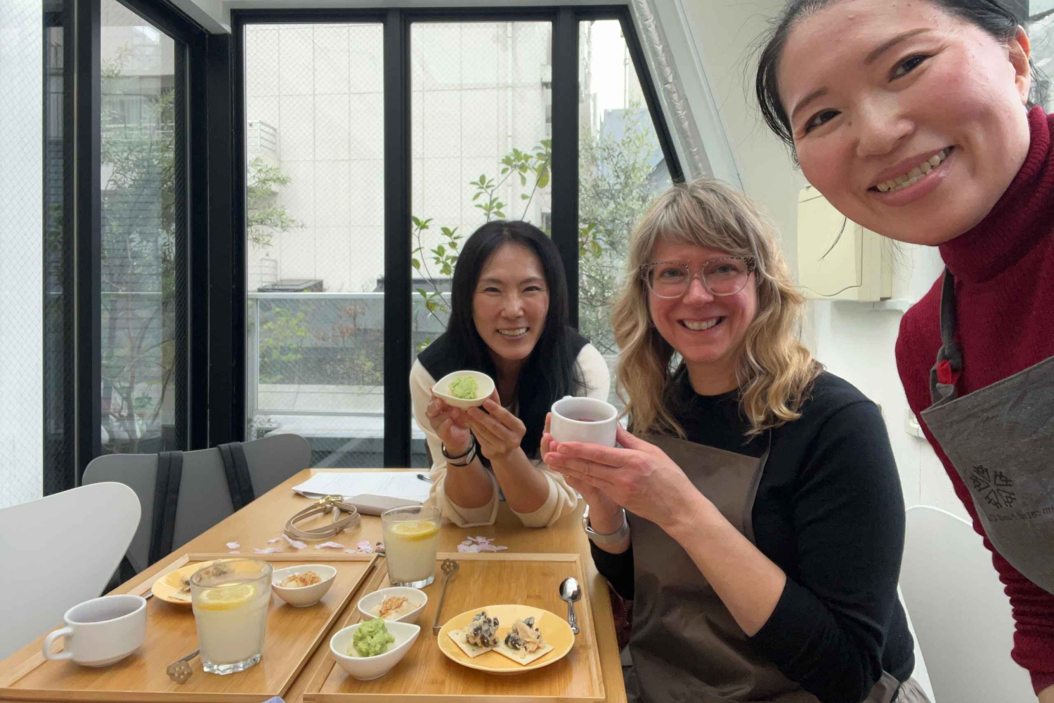 東京：美容野菜デザート教室とハンドマスクの試用会