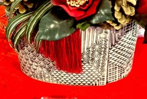 Tokyo: Kalligrafi på kanji-fläkt och rulle med dryck