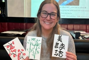 Tokyo: Kalligrafi på kanji-fläkt och rulle med dryck