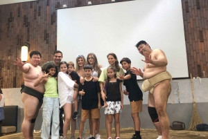 Tokyo : Défiez les lutteurs Sumo et dégustez un repas