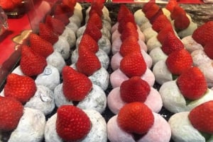 Tokyo: Classic Tsukiji Food Tour