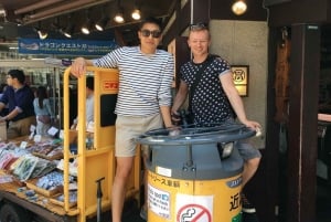 Tokyo: Classic Tsukiji Food Tour
