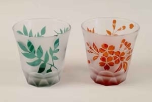 Tokio: Gestalte dein eigenes graviertes Glas