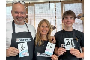 Tokyo : calligraphie et fabrication de votre éventail pliant original à Asakusa