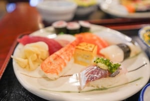 Tokio: Hidden Gems (piilotetut jalokivet) Opastettu pyöräretki lounaalla