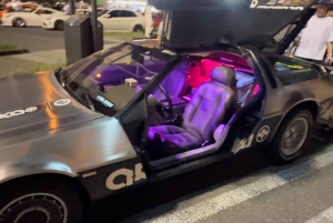 Tour cultural por la cultura JDM en Daikoku, Tokio, en un vehículo Toyota