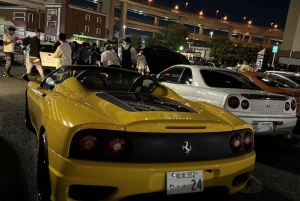 Tour cultural por la cultura JDM en Daikoku, Tokio, en un vehículo Toyota