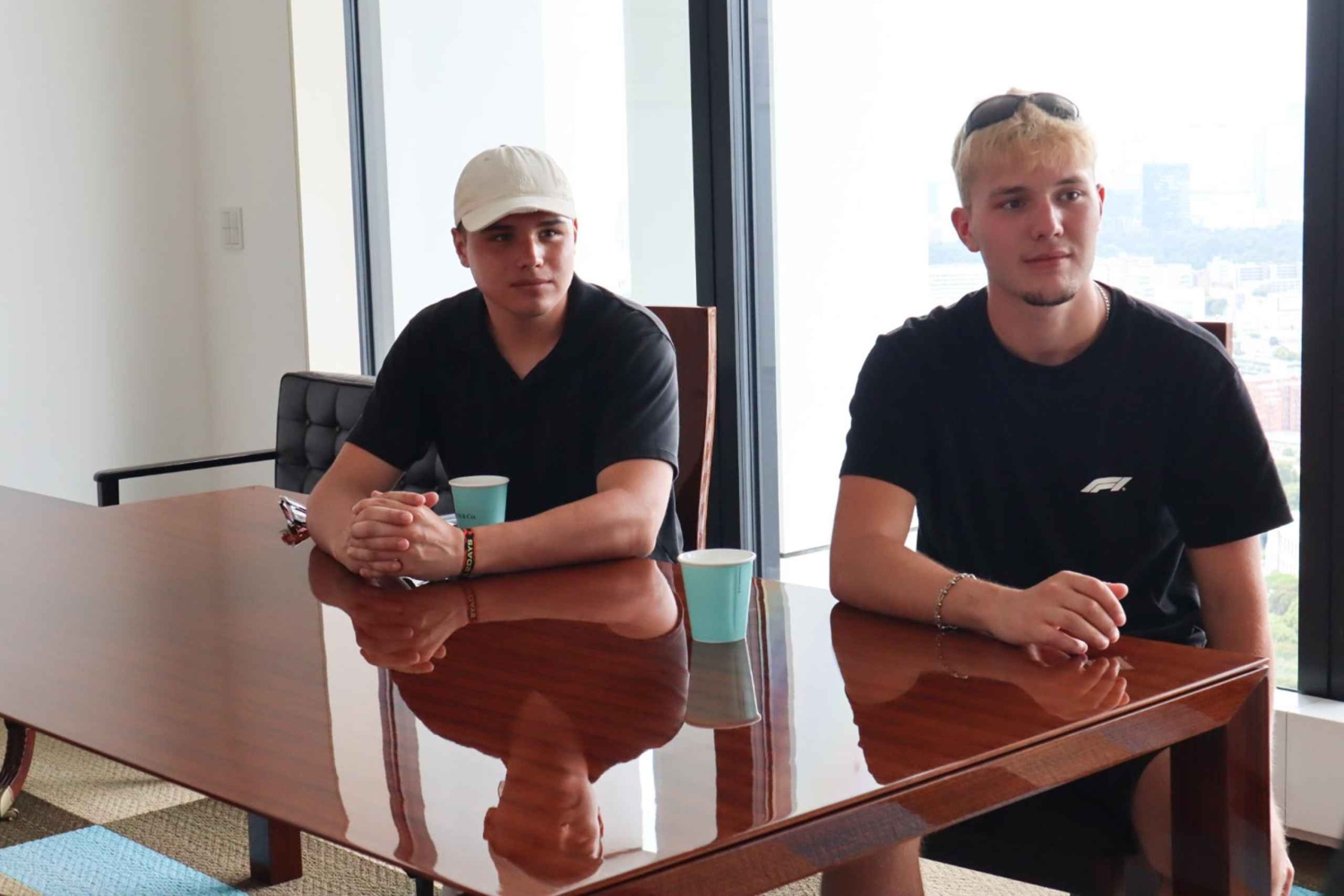 Tokyo: Discover Japanese Politics Over a coffee