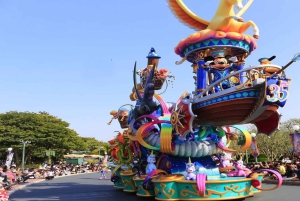 Tokyo Disneyland: biglietto d'ingresso di 1 giorno e trasferimento privato