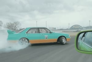 Tokyo Drift Experience - Passeio privado em encontro de carros locais