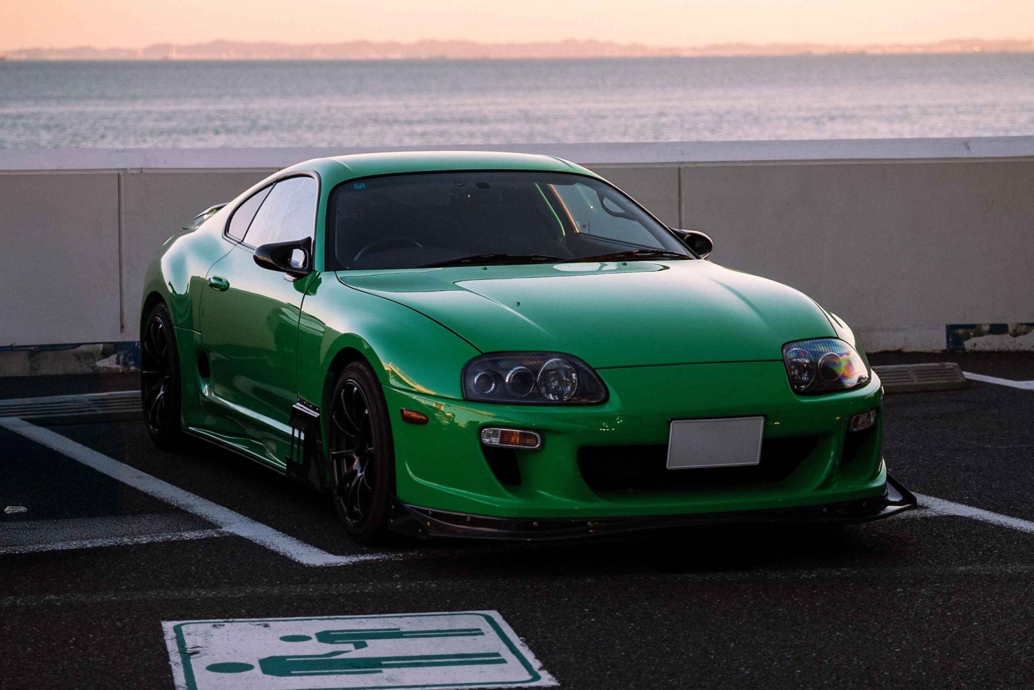 TOKYO DRIFT : balade privée avec une Supra MK4 modifiée / Carmeets