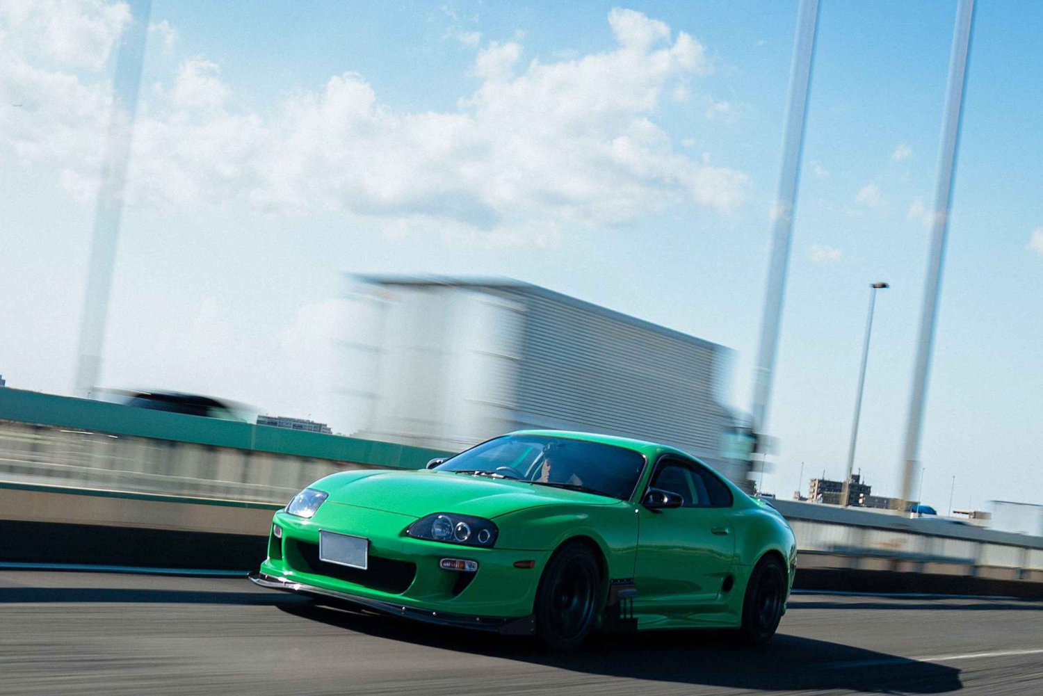 TOKYO DRIFT : balade privée avec une Supra MK4 modifiée / Carmeets