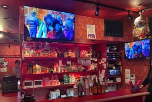 Tokyo: Ebisu Japanese Karaoke Snack Bar Experience