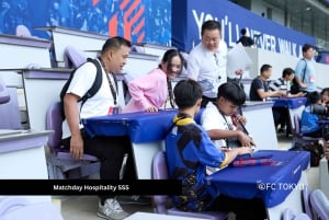 Tokio: Ajinomoto-stadionilla pelattava FC TOKYO -jalkapallo-ottelu.