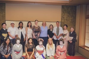 Asakusa: Geisha-uppträdande och tehusupplevelse