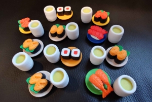 東京：銀座で抹茶、お菓子、お寿司のおもちゃを楽しむ茶道体験をご案内します