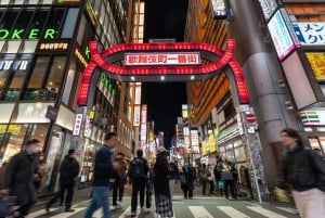 Privat kvällstur med barrunda i Shinjuku Golden Gai