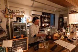 Privat kvällstur med barrunda i Shinjuku Golden Gai