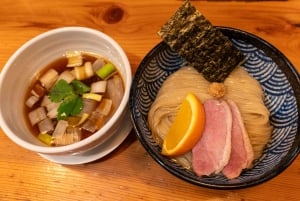 Privat kvällstur med barrunda i Shinjuku Golden Gai