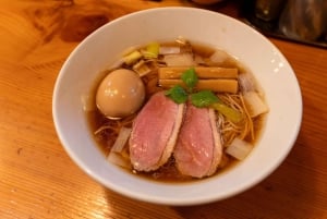 Privat kvällstur med barrunda i Shinjuku Golden Gai