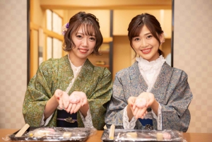 Tokyo: Guidet byvandring med wagashi-kursus