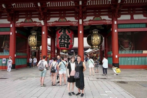 Tokyo: Guidet byvandring med wagashi-kursus