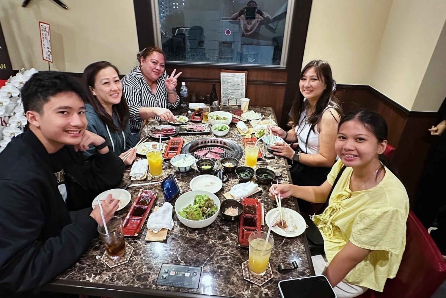 Tokyo Halal Muslim's Friendly Food Tour med guide og søde sager