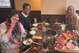 Tokyo Halal Muslim's Friendly Food Tour med guide og søde sager