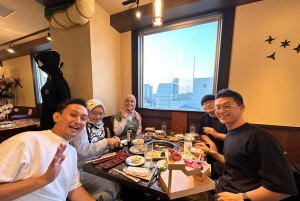 Tokyo Halal Muslim's Friendly Food Tour med guide og søde sager
