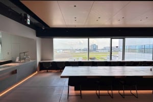 Tokyo: Tokyo International (Haneda) Airport Lounge Access