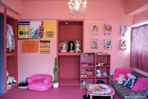 Retro Pink Photo Shoot Studio Experience in Tokyo