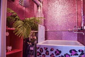 Retro Pink Photo Shoot Studio Experience in Tokyo