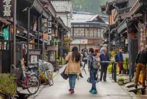 Tokyo: Dagsutflykt till Hida Takayama och Shirakawa-go med guide