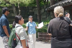 Tokyo: Imperial Palace Shogun Historical Walking Tour