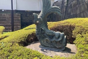 東京の皇居歴史散策と試食ツアーをご案内します